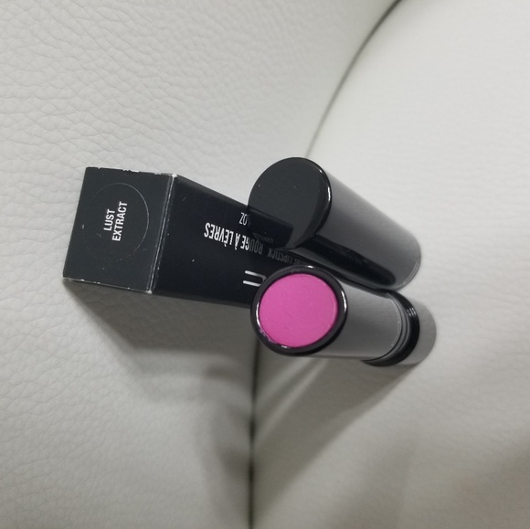 Brand New Mac Sheen Supreme Lust Extract Nwt